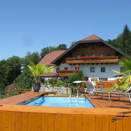 Bauernhof Armstorfer Apartment Puch bei Hallein